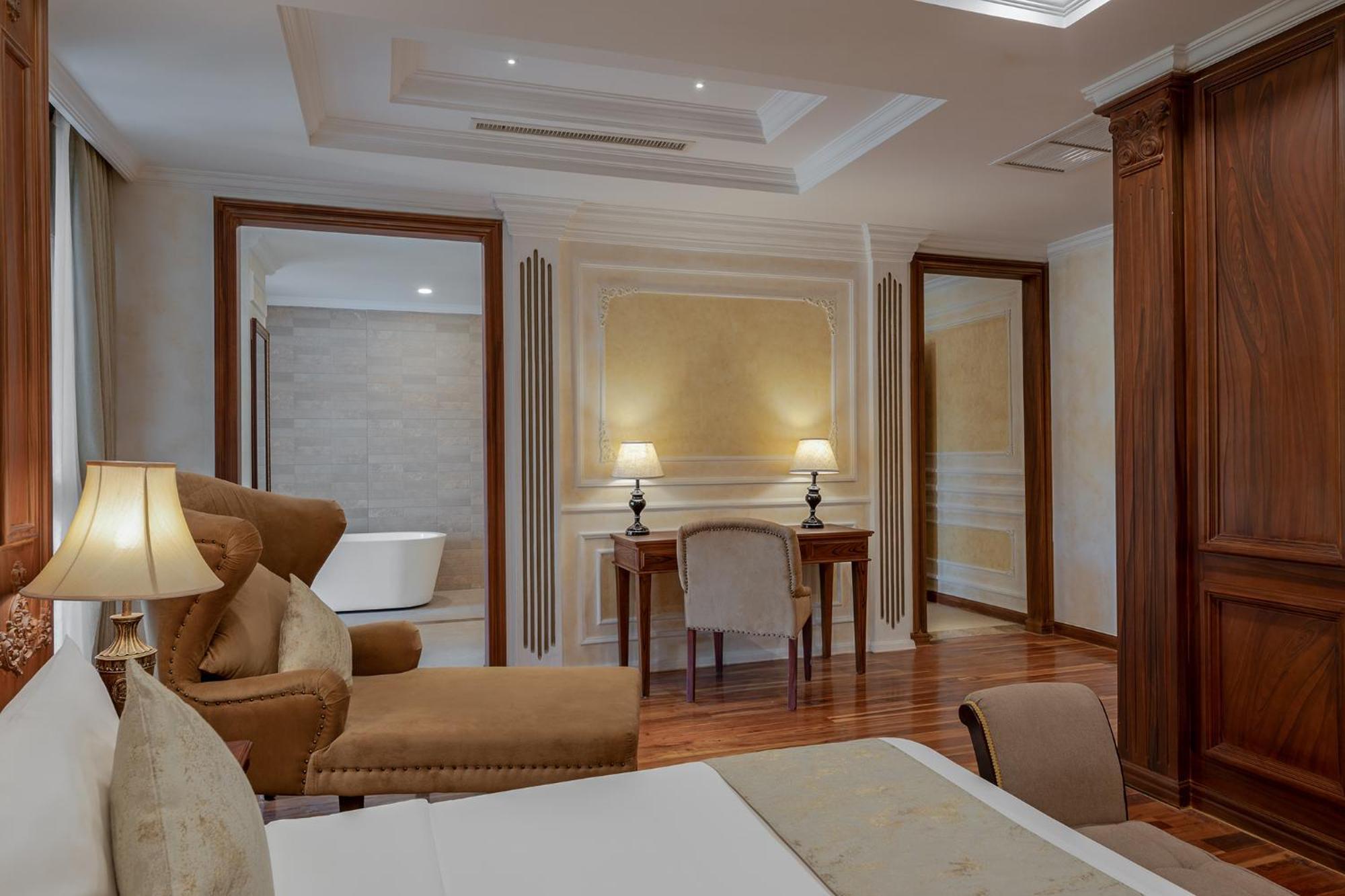 Anik Palace Hotel Phnom Penh Esterno foto