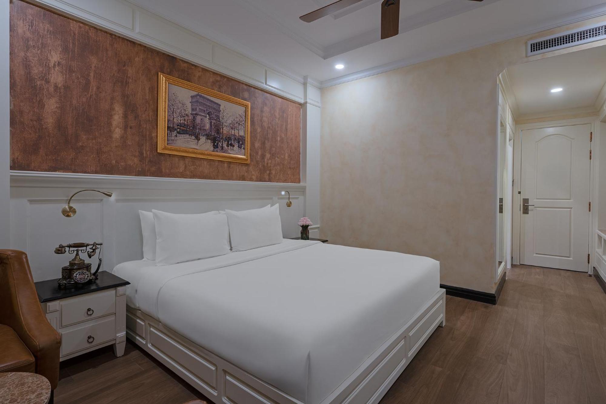 Anik Palace Hotel Phnom Penh Esterno foto